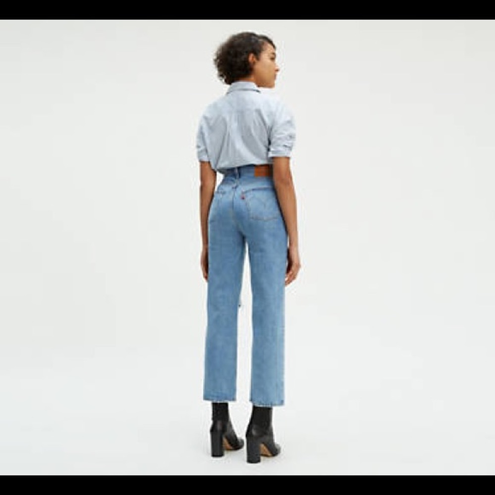 Levi’s Ribcage Straight - Picture 2 of 3